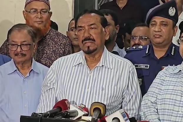 ভারতের সঙ্গে স্বামী-স্ত্রীর নয়, সার্বভৌম রাষ্ট্র হিসেবে সমমর্যাদার সম্পর্ক চাই: স্পিকার